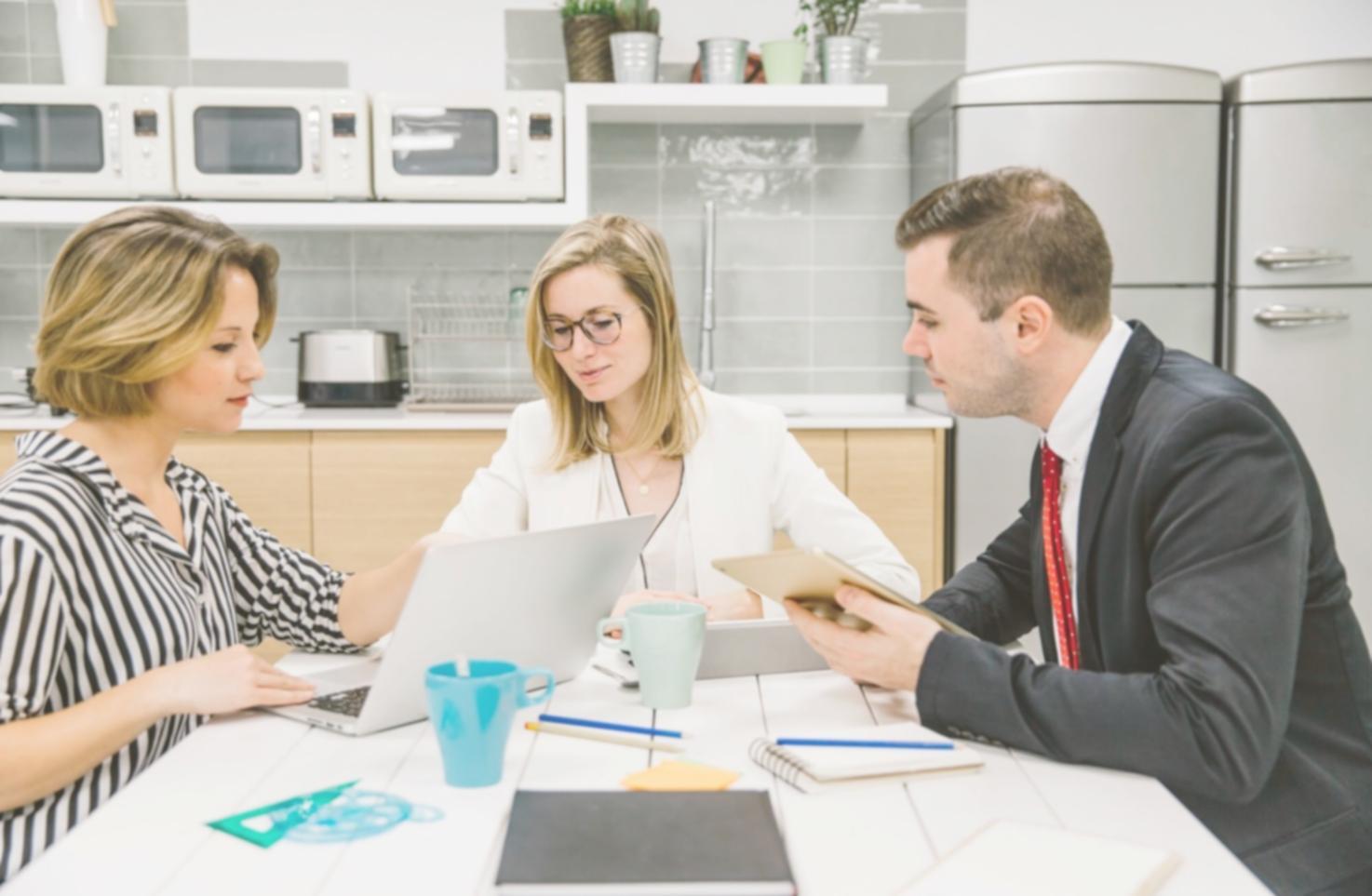 Teamarbeit in Budgetplanung